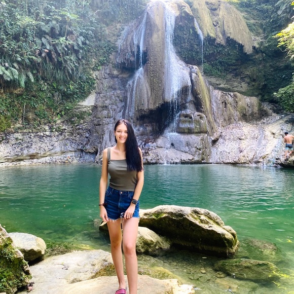 Meet your Posher, Julia - Picture 5 of 5